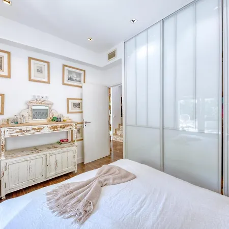 Peaceful Haven, Terrace In