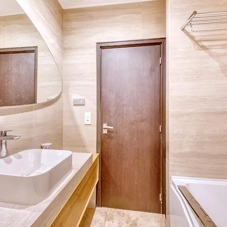 דירה Peaceful Haven, Terrace In